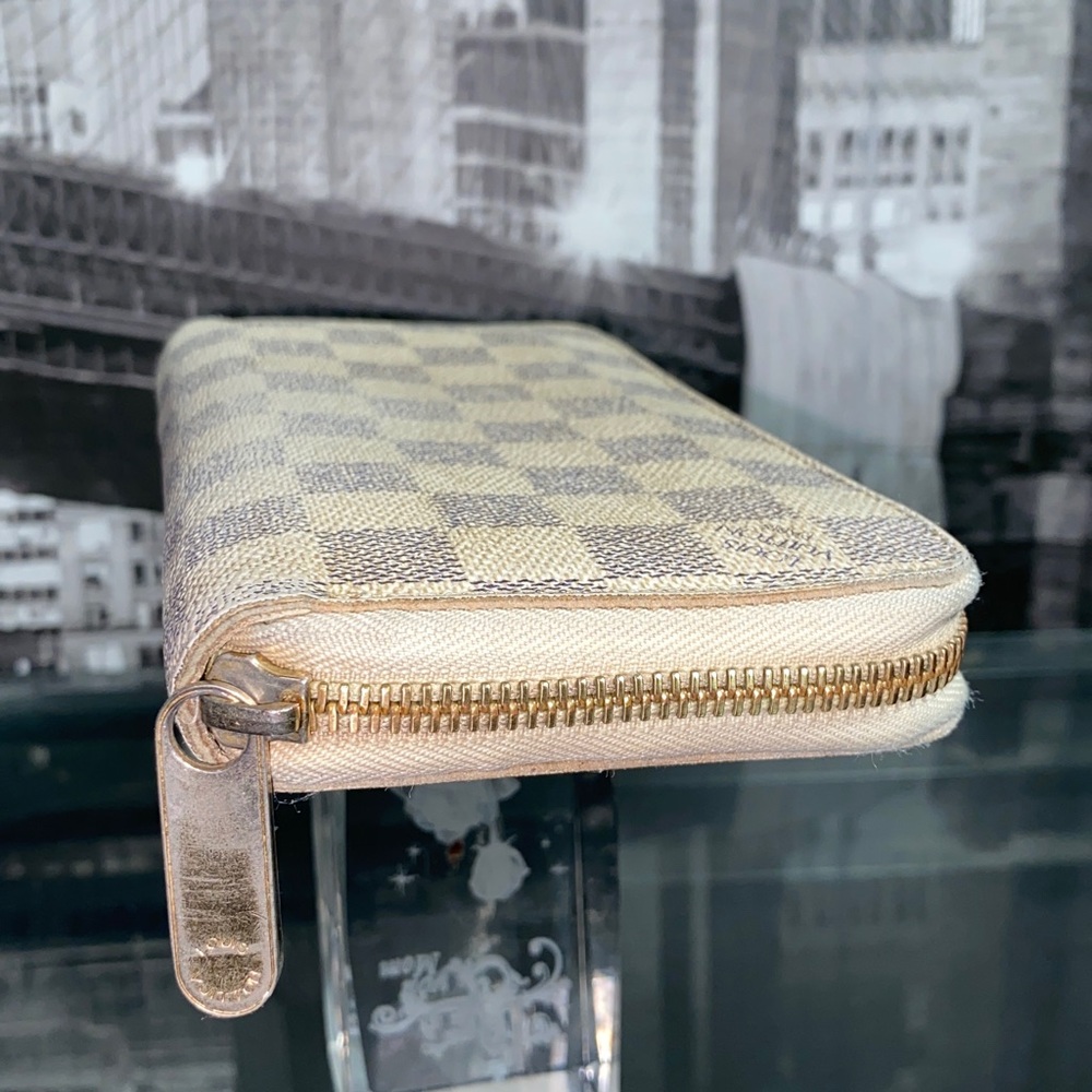 Authentic Rare Louis Vuitton Damier Azur Zippy Wallet - Picture 16 of 16